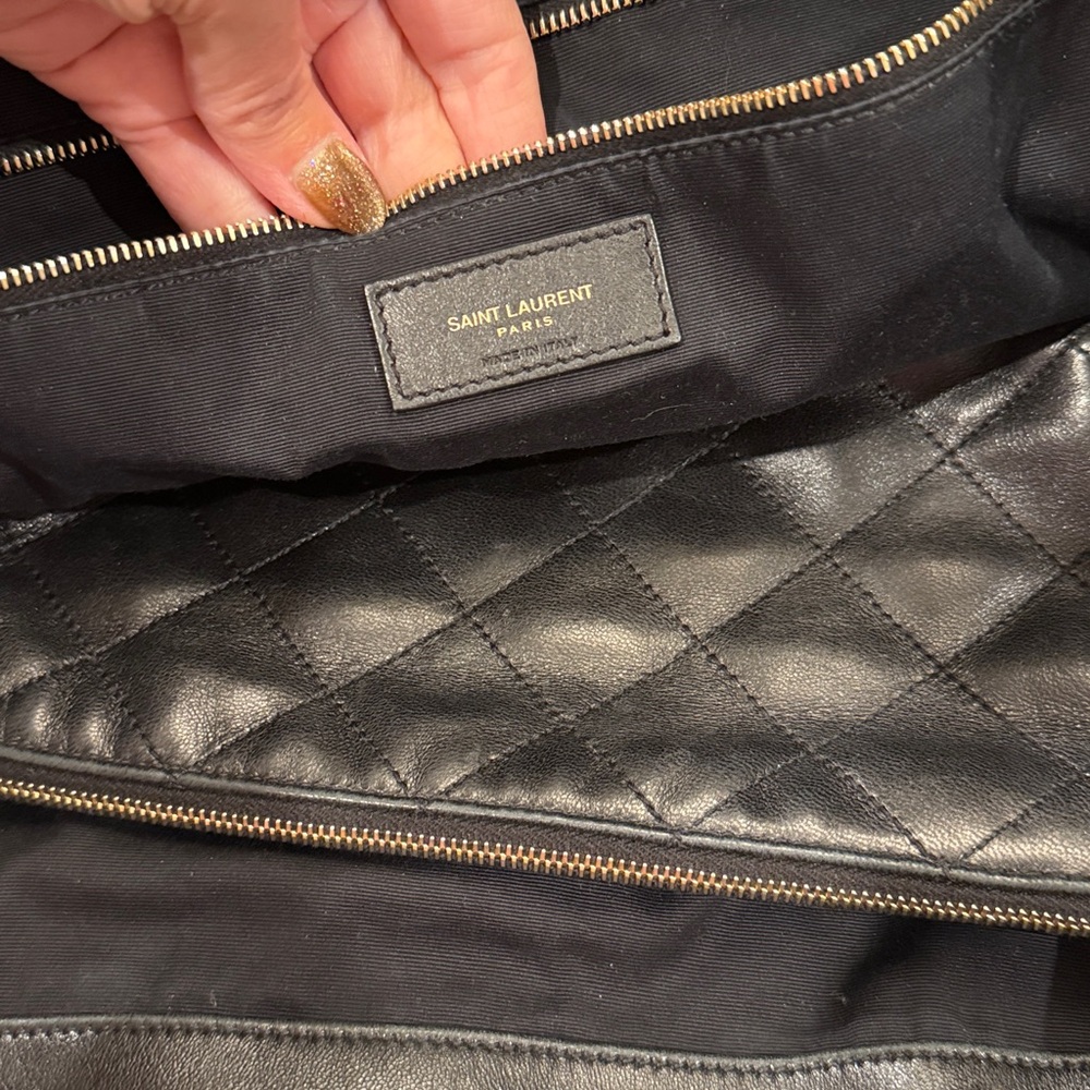 Yves Saint Laurent Icare lambskin quilted Tote Bag w/ pochette - Picture 11 of 16